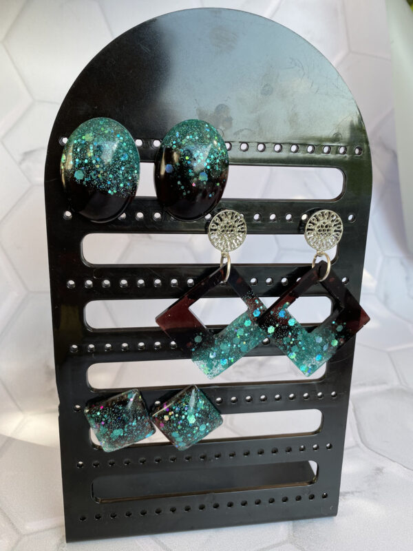 Boucles d'oreilles Mina vert et noir – Image 4