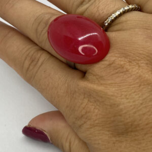 Bague ovale rouge