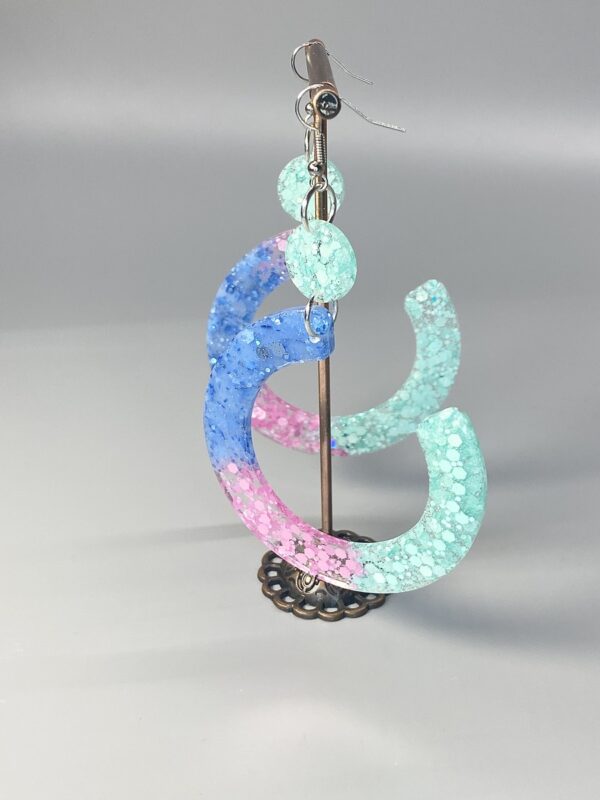 Boucles d’oreilles pendantes demie lune trois couleurs